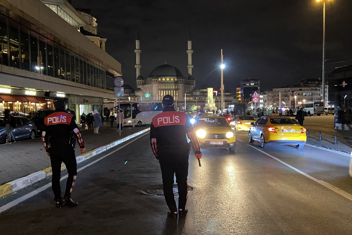 Stanbul Da Helikopter Destekli Yeditepe Huzur Uygulamas Hlas Haber