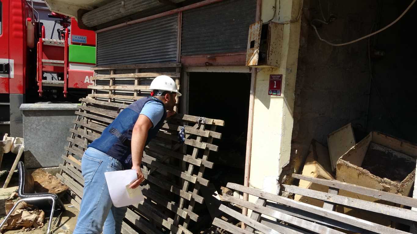 Karapınar beldesinde hasar tespit çalışmaları başladı