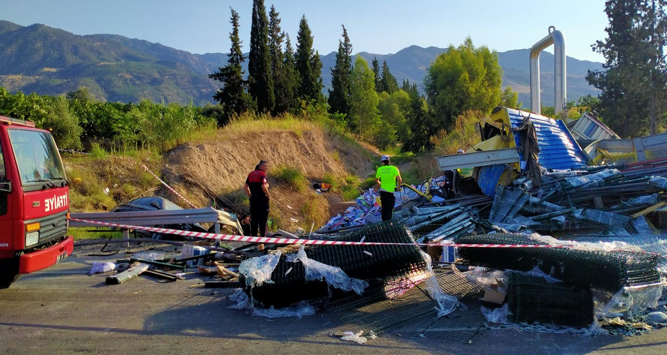 Aydın’da feci kaza: 2 ölü, 2 ağır yaralı
