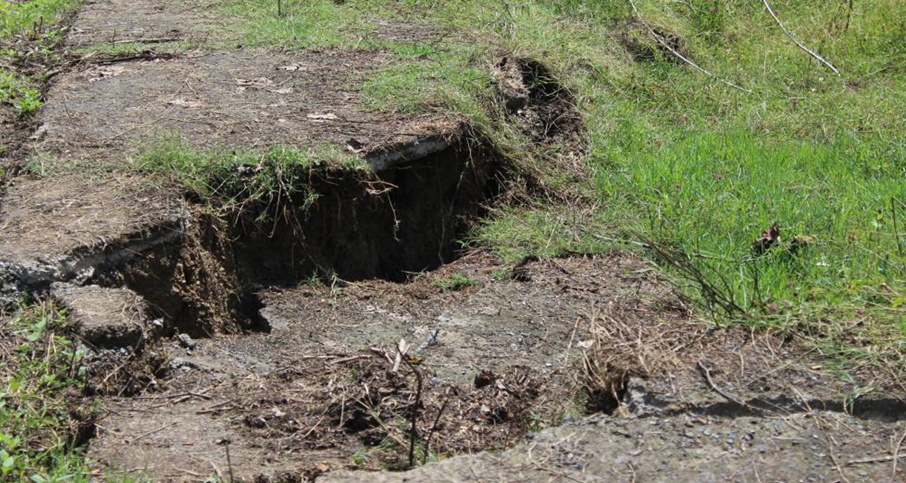 Samsun’da bu mahalle çöküyor: 6 ev tahliye edildi