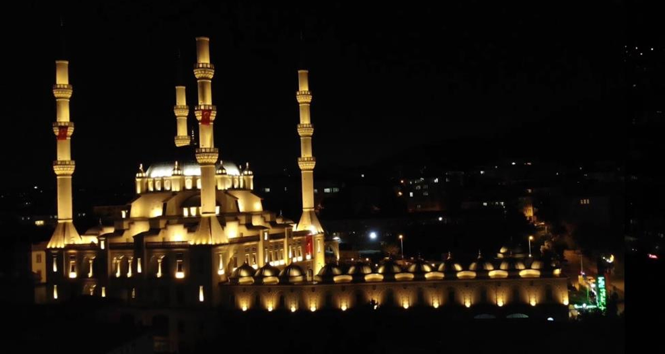 15 Temmuz Şehitleri için 81 ilde sela okundu!