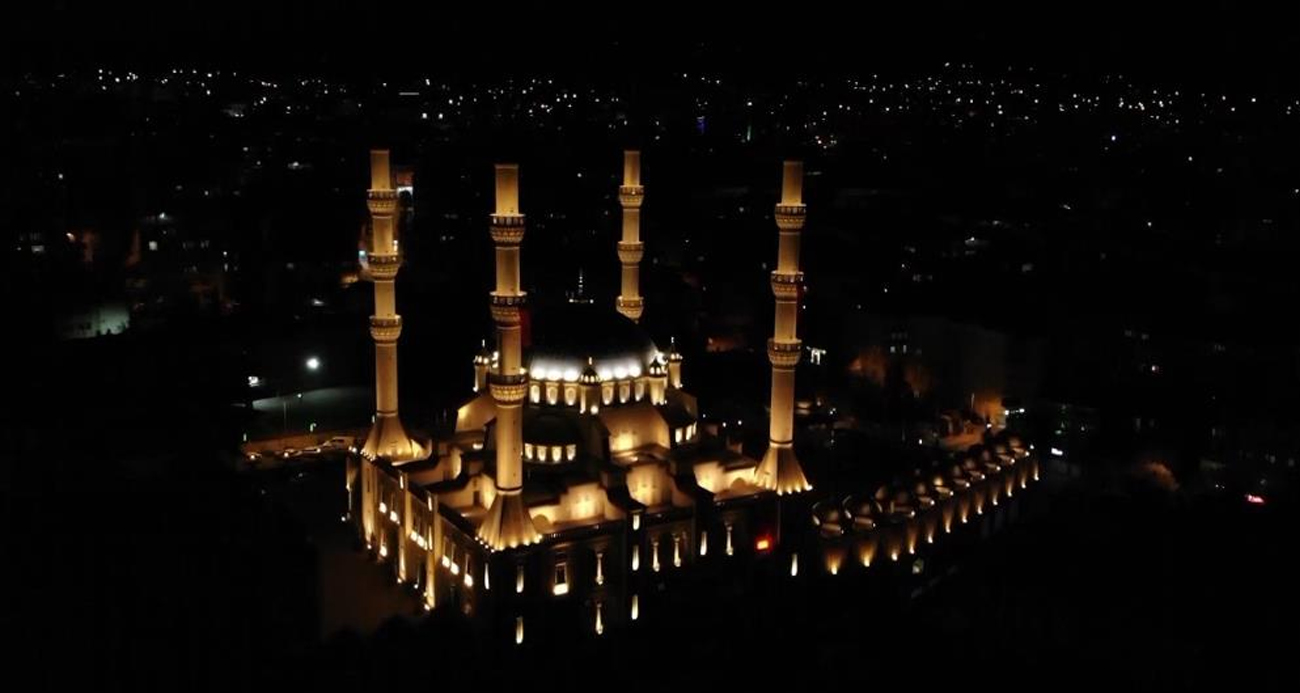 15 Temmuz Şehitleri için 81 ilde sela okundu!