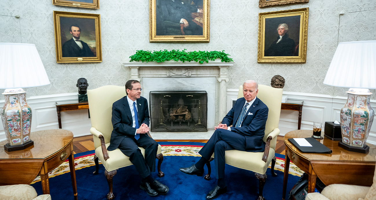 Biden, İsrail Cumhurbaşkanı Herzog’u Beyaz Saray’da ağırladı