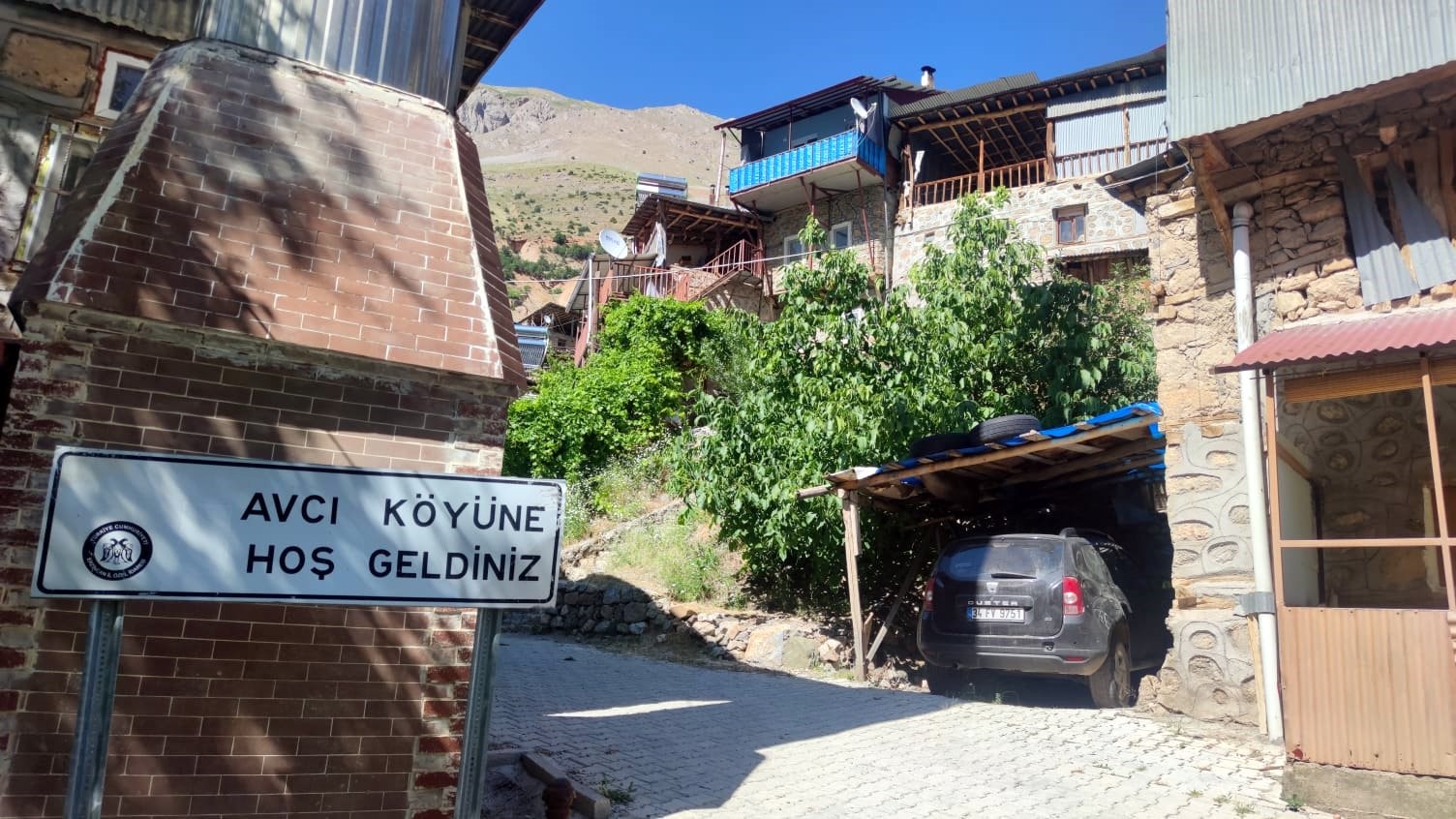 Dumansız köy; Bu köyde sigaraya savaş açtılar