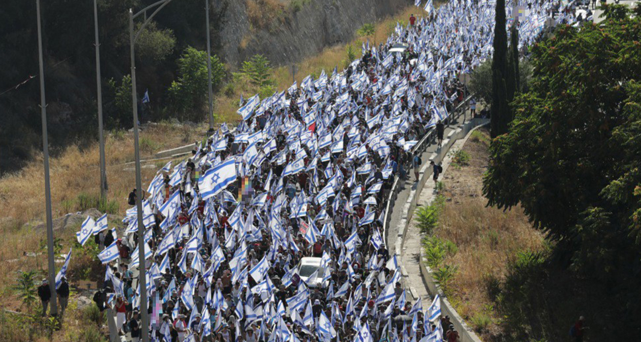 İsrail’de yargı reformuna karşı yürüyüş: On binlerce kişi Kudüs’e yürüdü