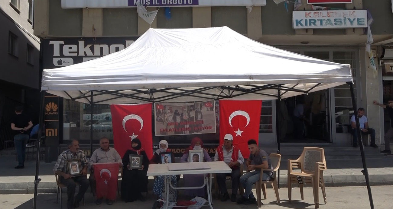 Evlat nöbetindeki annelerin eylemi devam ediyor