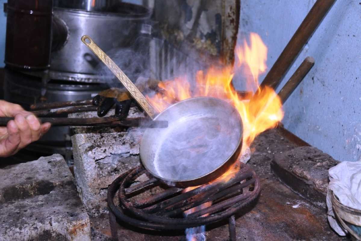 Yarım asırdır kalaycılık yapan usta çırak bulamıyor