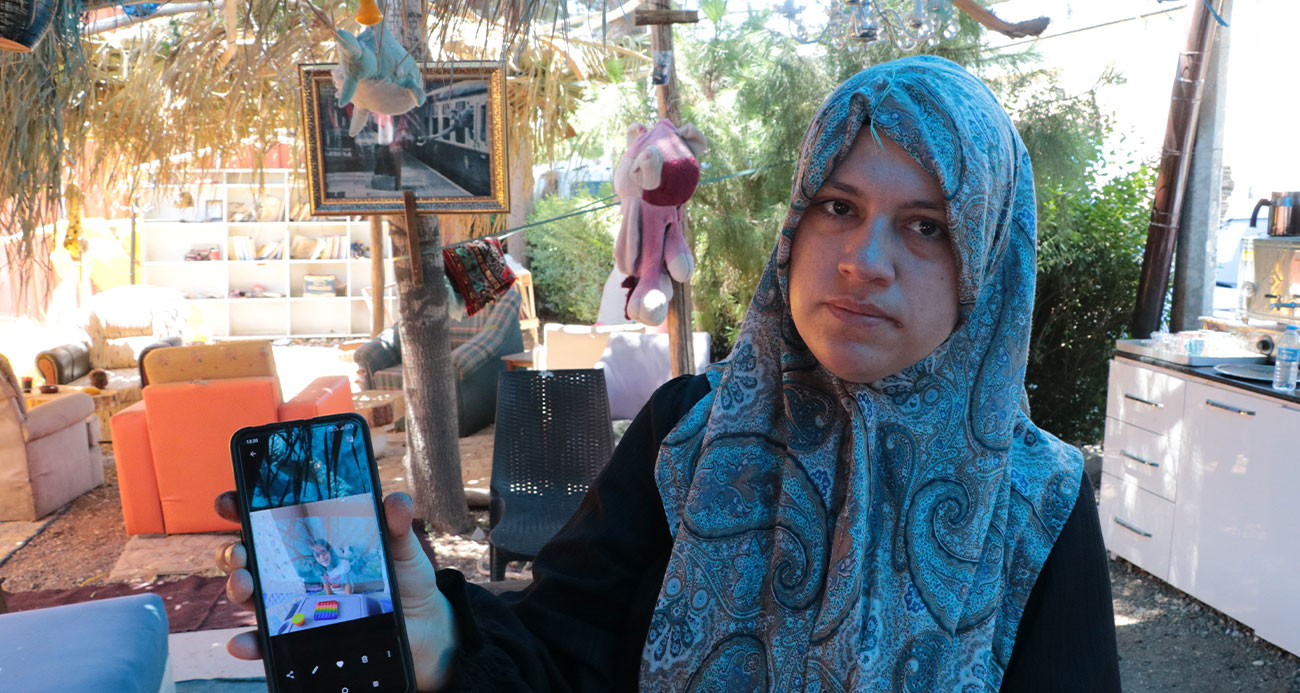 Kızının hatıralarını ararken, arkadaşının fotoğraflarını buldu