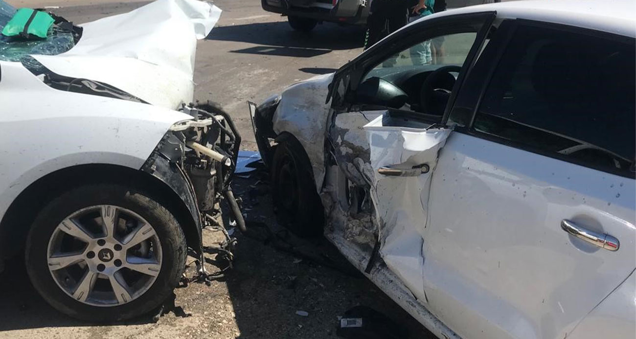 Isparta’da feci kaza:4 araç birbirine girdi 9 kişi yaralandı