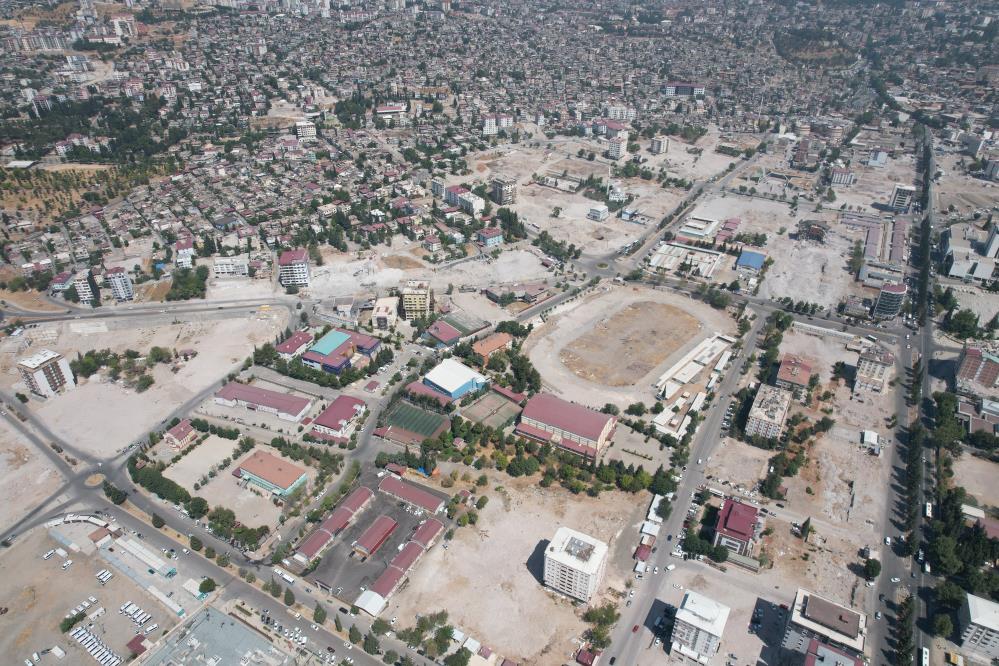 Depremin merkezi Kahramanmaraş’ta son durum görüntülendi