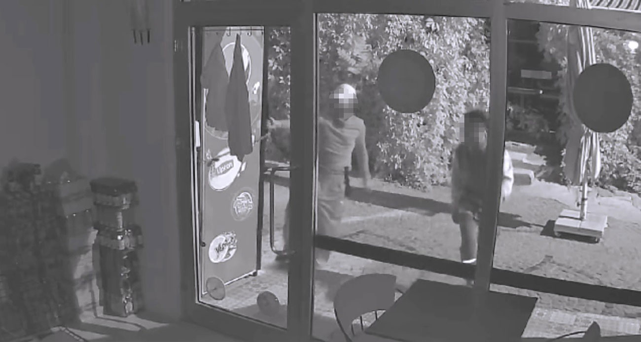 Hırsızlar girdikleri dükkanda pide yiyip kola içtiler, giysileri çalıp kaçtılar