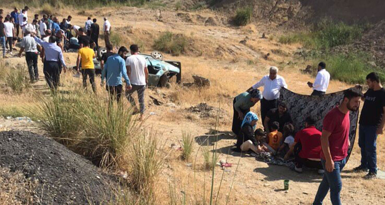 Batman’da otomobil şarampole yuvarlandı: 1 ölü, 8 yaralı