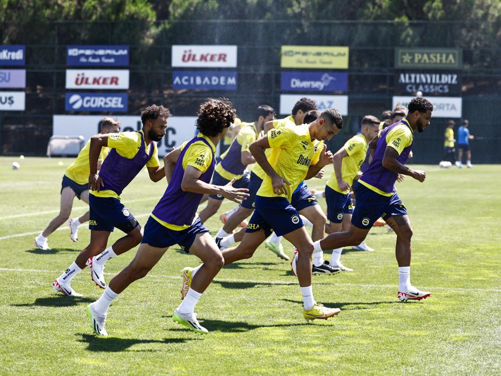 Fenerbahçe, Twente maçı hazırlıklarına başladı