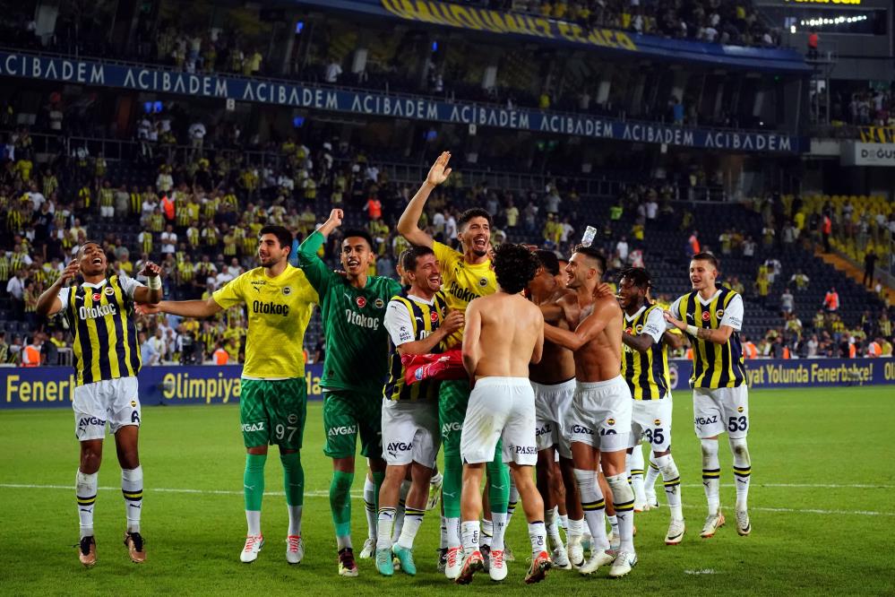 Fenerbahçe farklı kazandı! Fenerbahçe 5 - 1 Twente