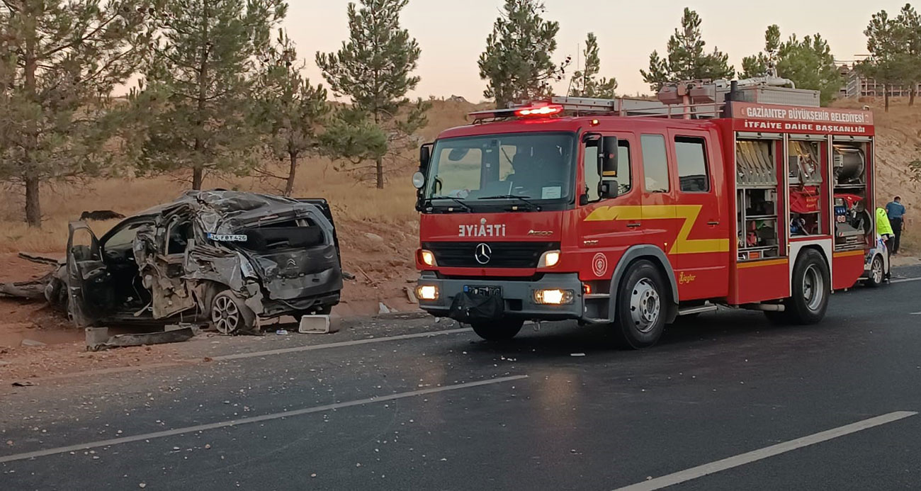 Gaziantep’te kontrolden çıkan hafriyat kamyonu aracı biçti: 1 ölü, 3 yaralı