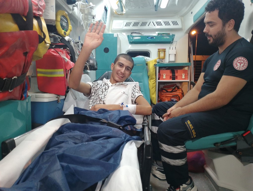 Uçak ambulans, bu sefer 13 günlük bir bebek ve iki genç hasta için havalandı