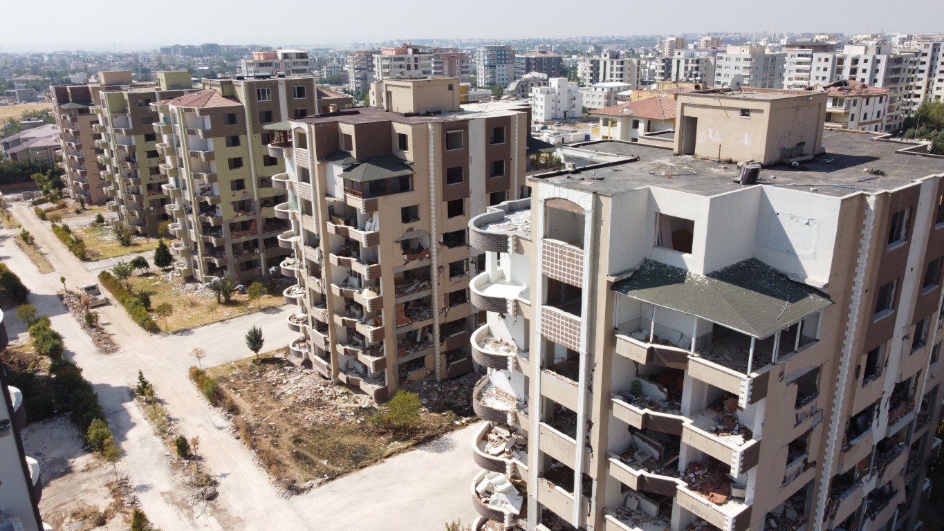 Adıyaman ‘terk edilmiş şehri’ andırıyor