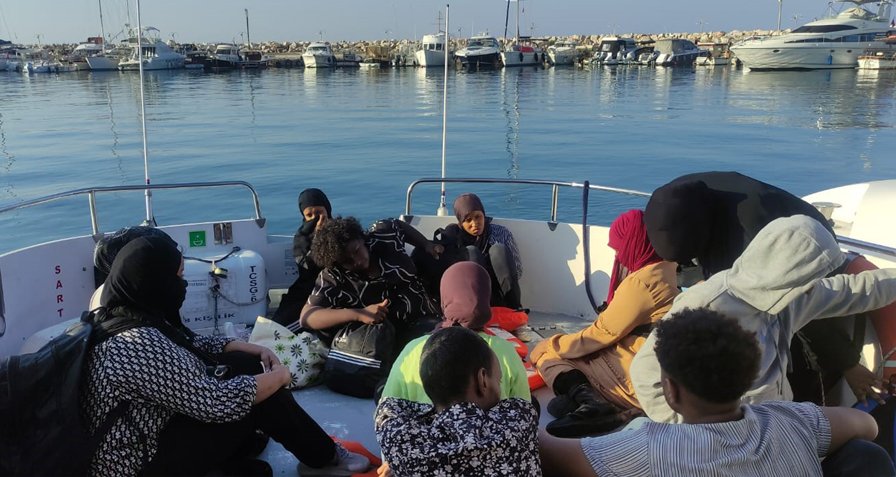 Ayvacık açıklarında 16 kaçak göçmen yakalandı