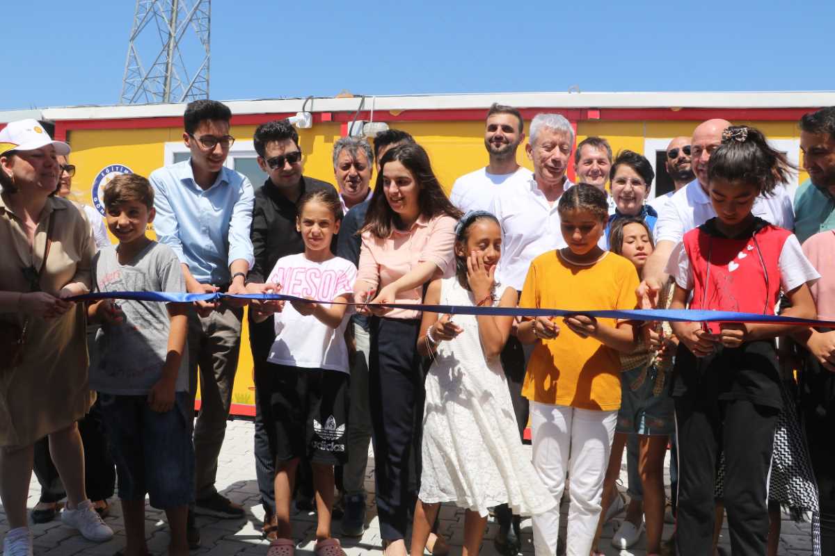 Shell Türkiye, depremzede vatandaşların hayatlarına dokunmaya devam ediyor