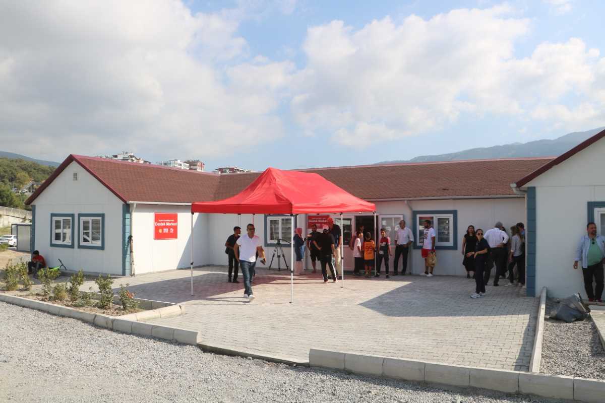 Shell Türkiye, depremzede vatandaşların hayatlarına dokunmaya devam ediyor