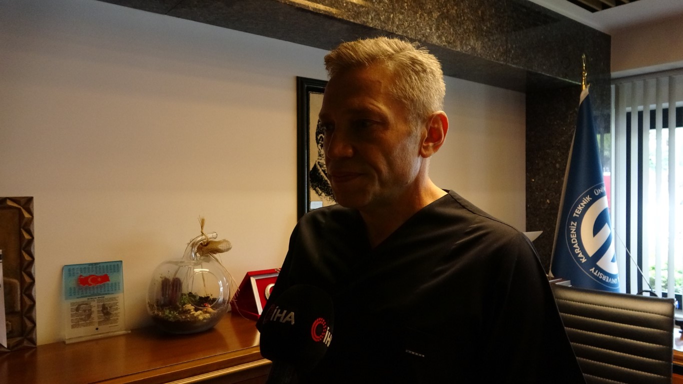 Acil servisteki arbede güvenlik kameralarına yansıdı