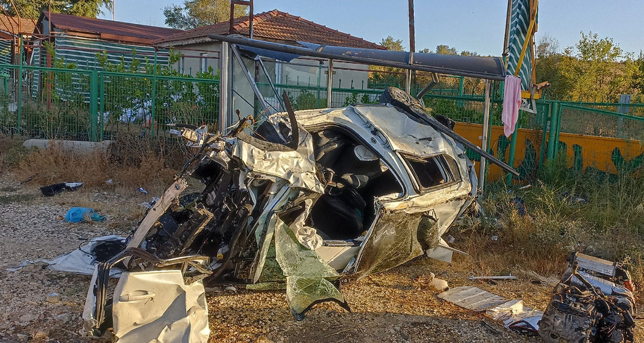 Tekirdağ’da takla atıp durağa dalan otomobilde 1 ölü, 1 ağır yaralı