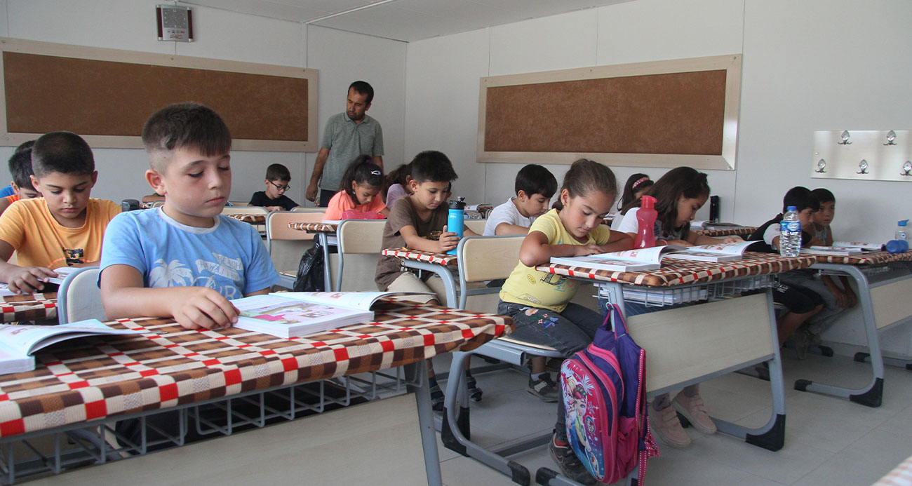 Evlat acısını yüreğine gömüp görevine döndü