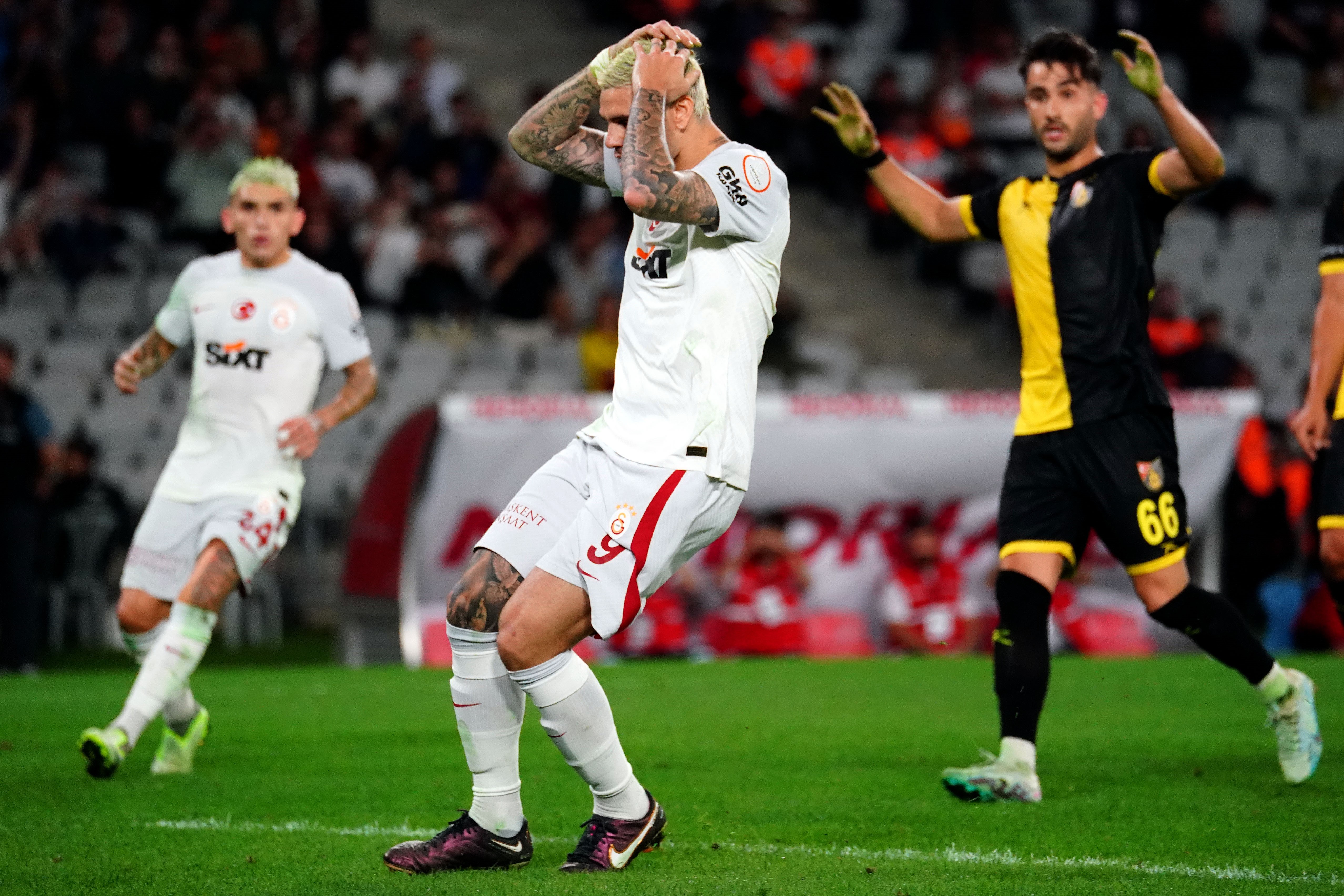 Galatasaray 3 puanı tek golle aldı