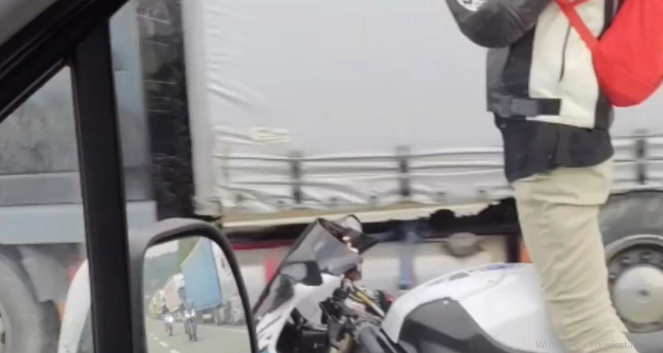 Uluslararası karayolunda motosiklet üzerinde tehlikeli yolculuk