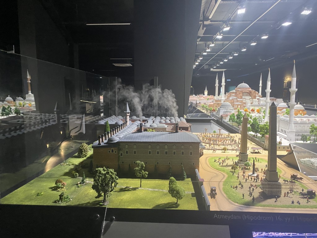 İstanbul Tarihi Yarımada Model Sergisi 10 bin hareketli figürüyle dikkat çekiyor