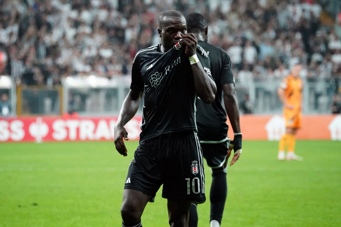 Lugano 2-0'dan döndü! Beşiktaş 90'da yıkıldı