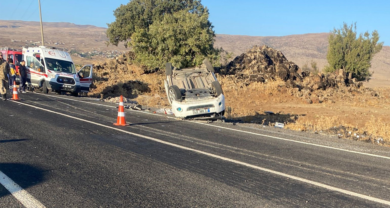 Kontrolden çıkan araç takla attı: 3 ölü, 2 yaralı