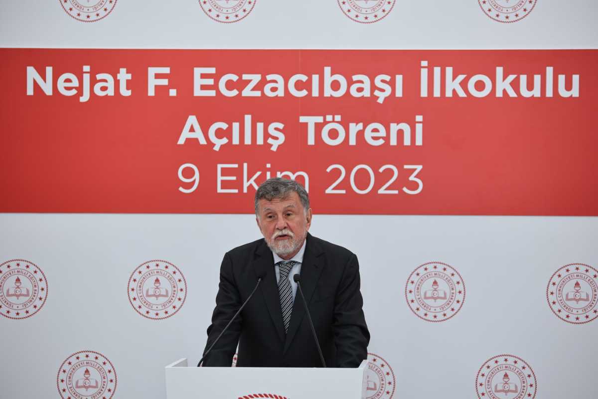 Nejat Ferit Eczacıbaşı İlkokulu törenle açıldı