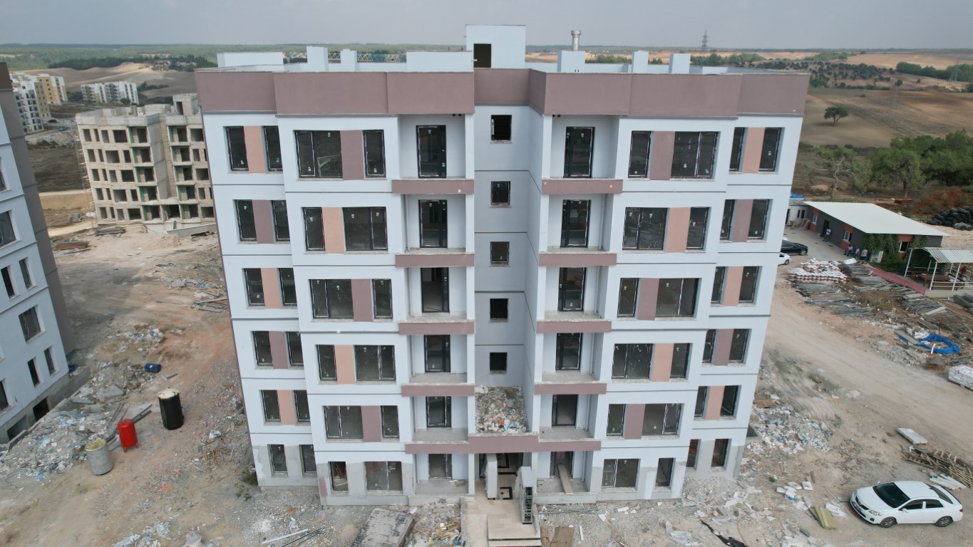 Adana’da yapılan TOKİ konutları hızla yükseliyor