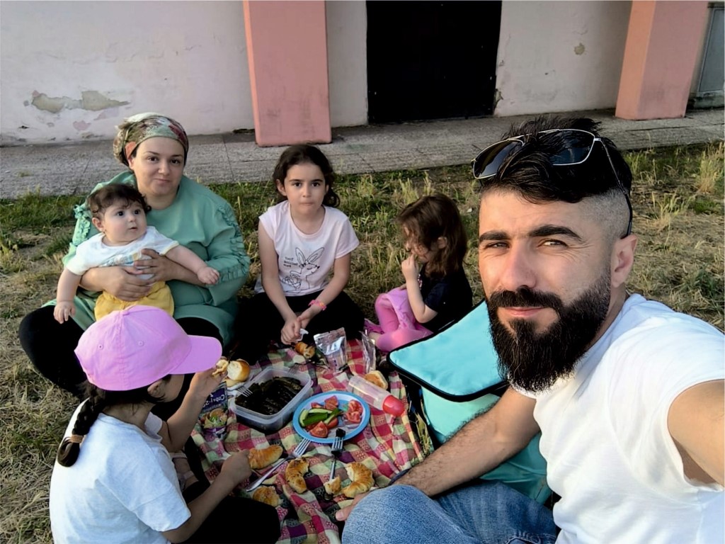 Yunanistanda hapse atlan gurbeti aile yardm bekliyor