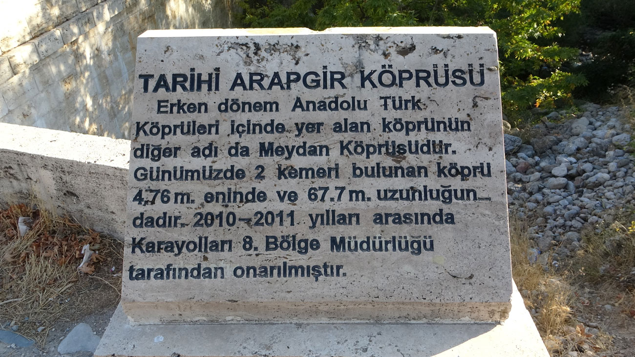 600 yıllık Arapgir Köprüsü yıllara direniyor
