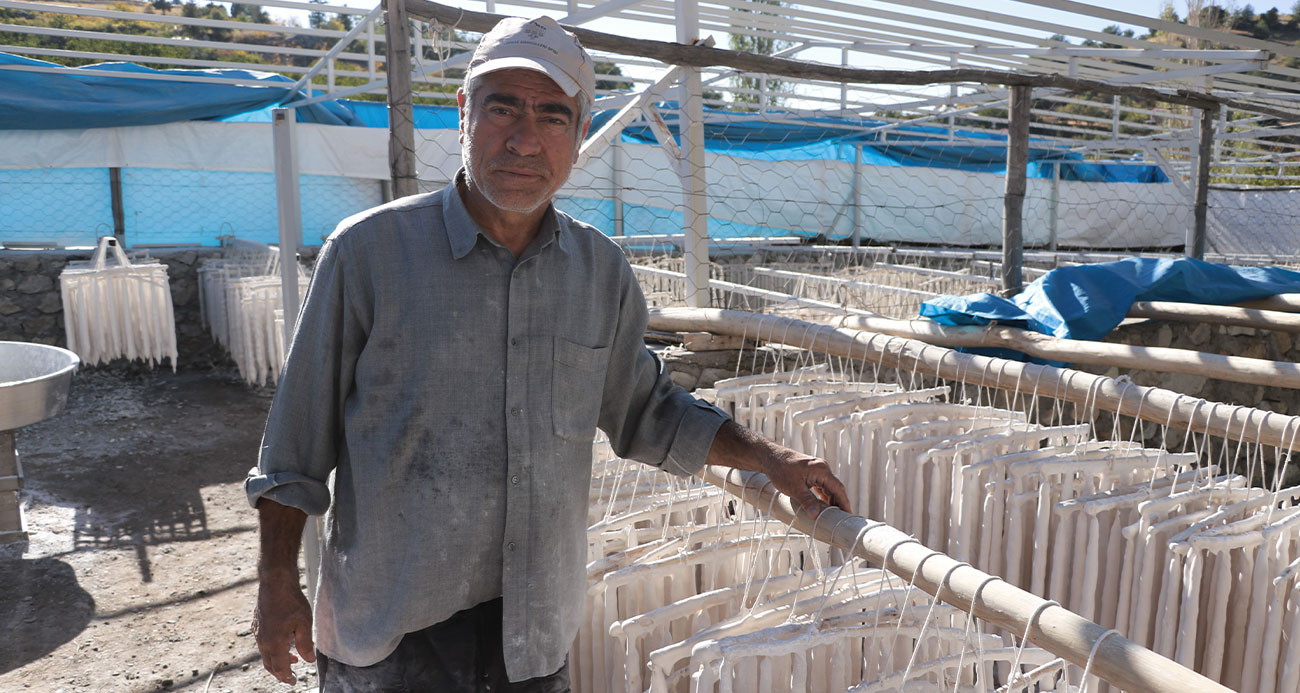 Depremzedelerin sucuk ve pestil telaşı
