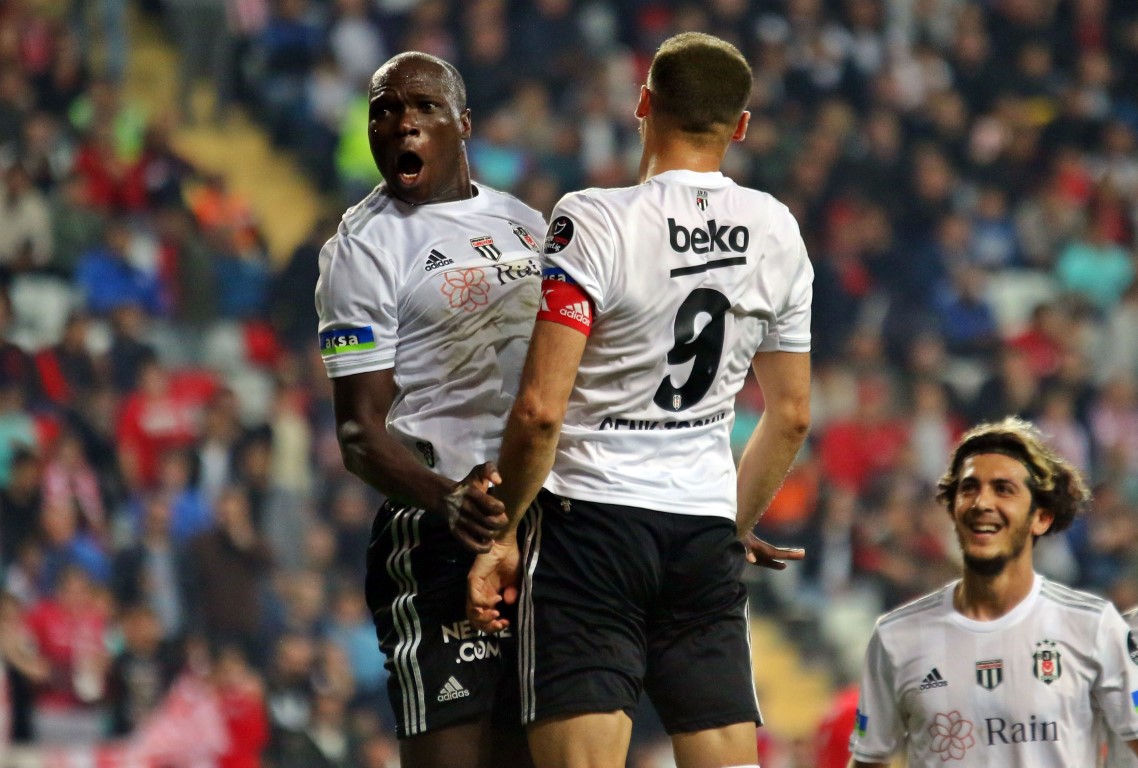 Cenk Tosun, Galatasaray karşısında ligde siftah yapmak istiyor