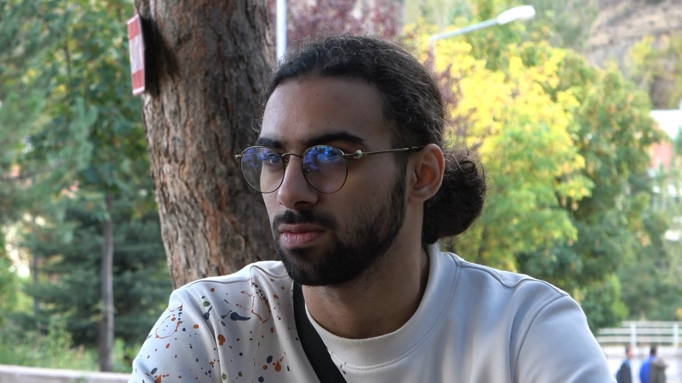 Filistinli Ali: 'Biz çocukların ölmesini istemiyoruz, savaşın durmasını istiyoruz'