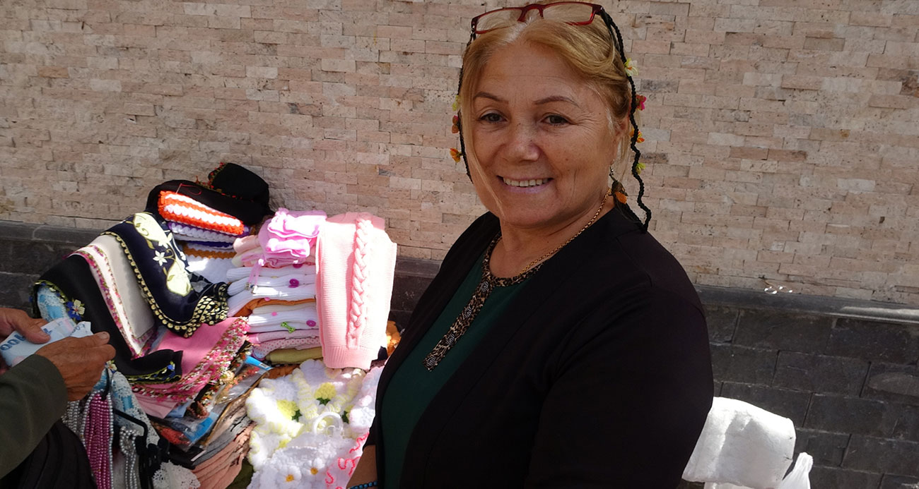 4 çocuğuna hem annelik hem babalık yaptı