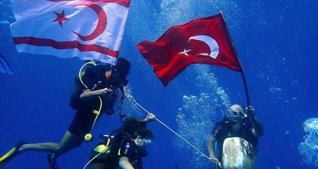 Güvenlik korucuları Cumhuriyet’in 100. yılını Nemrut Kalderası’nda kutladı