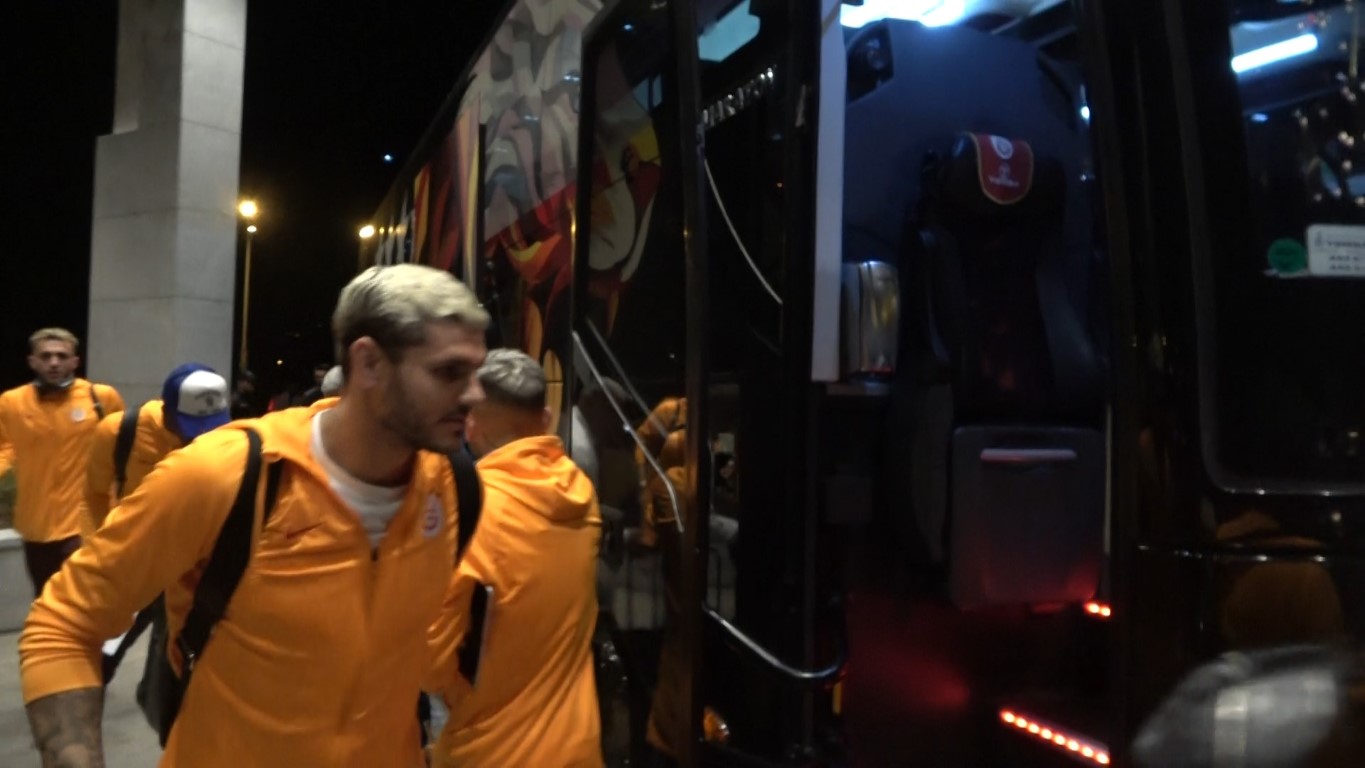 Galatasaray, Rize’de coşkuyla karşılandı