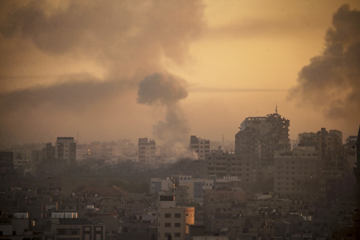 İsrail&#039;in Gazze&#039;ye saldırılarında can kaybı 7 bin 703’e yükseldi