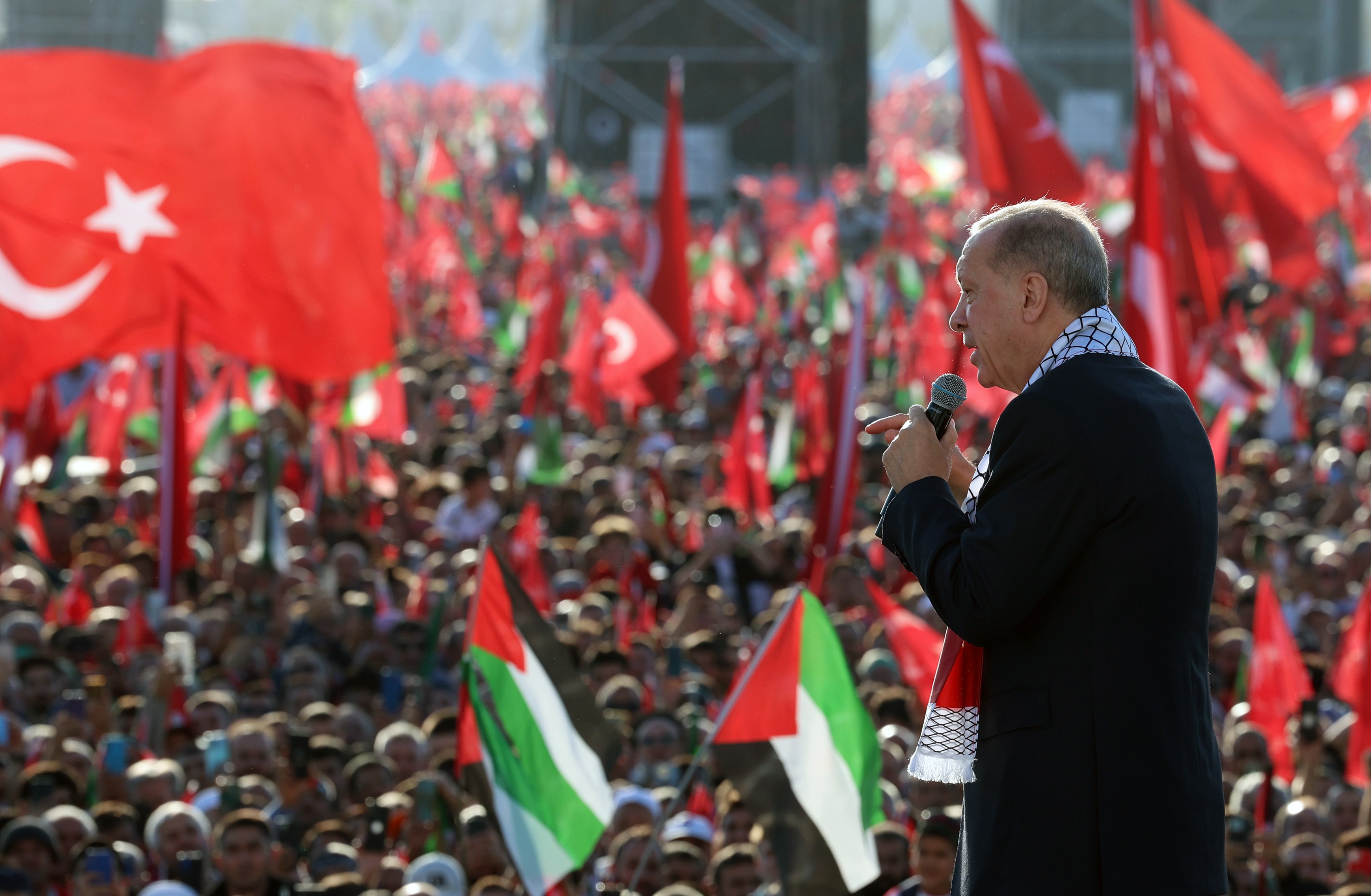 Cumhurbaşkanı Erdoğan'dan İsrail'e net mesaj: 'İsrail'i savaş suçlusu ilan edeceğiz'