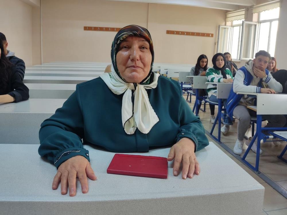 2 torun sahibi Ümmü Nine’nin üniversite hayali gerçek oldu