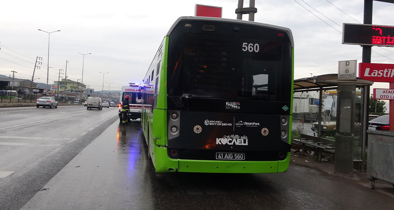 Tır belediye otobüsüne çarptı : 9 yaralı