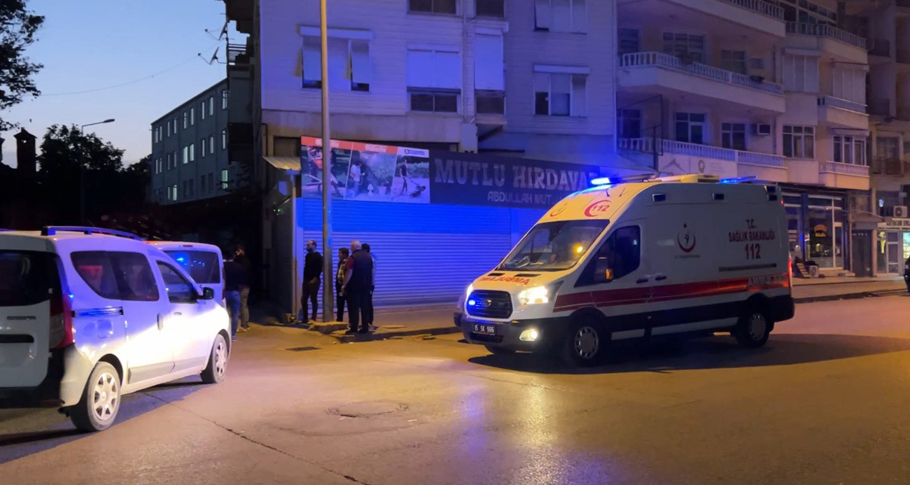 Burdur’da komşular arasında bıçaklı kavga: 4 yaralı