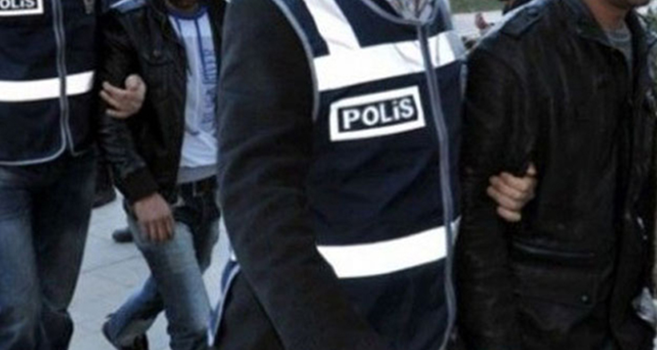 İstanbul’da firari FETÖ şüphelilerine operasyon: 13 gözaltı