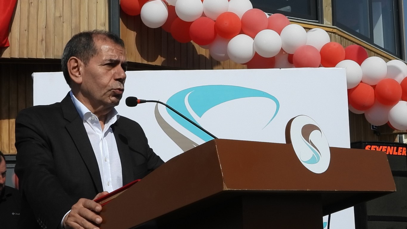 Galatasaray Başkanı Dursun Özbek’ten deprem bölgesi Hatay’a ziyaret