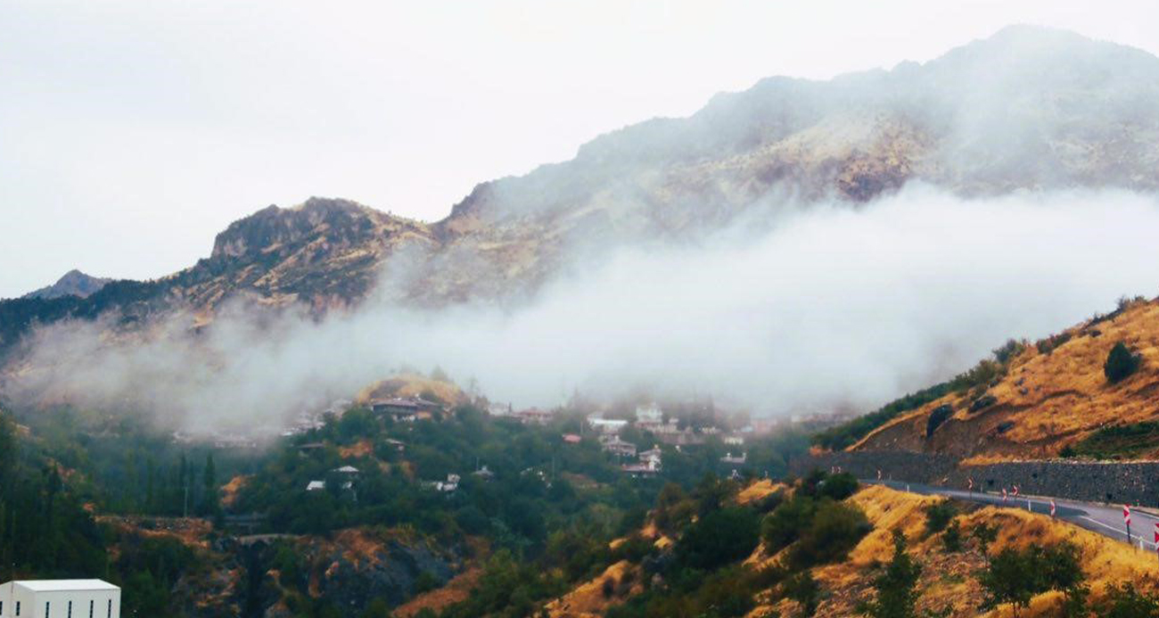 Kahramanmaraş’ta sis kartpostallık görüntü oluşturdu